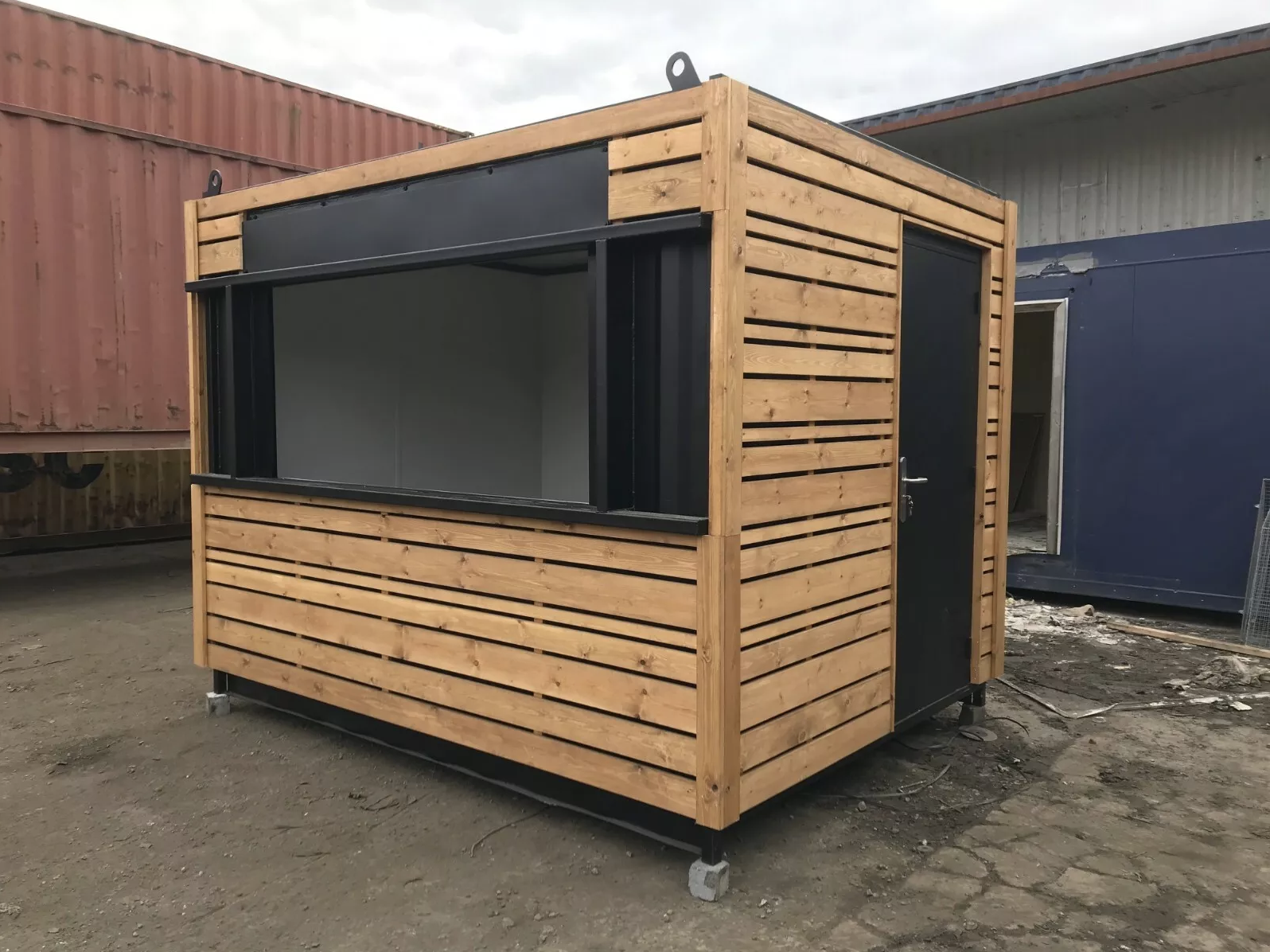 10ft x 8ft Cladded Food & Drink Kiosk Shipping Container – Modern Portable Commercial Food Outlet