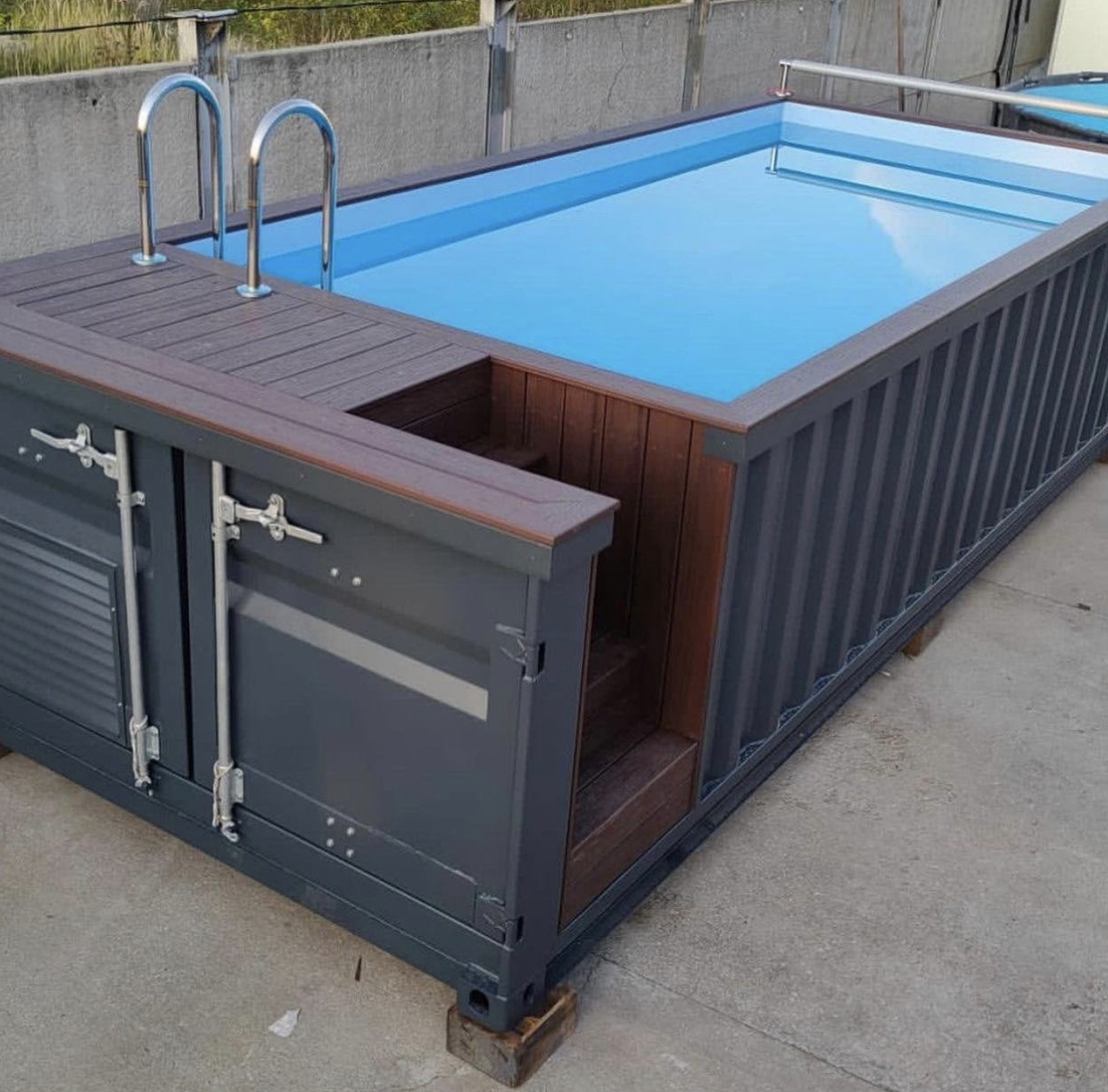 20ft Shipping Container Swimming Pool – Modular Above-Ground Steel Pool with Integrated Filtration