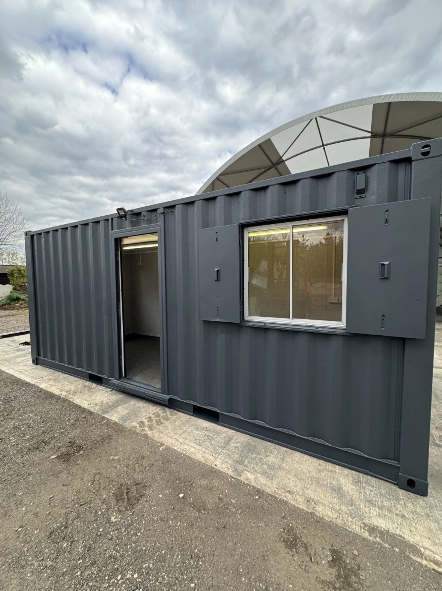 20ft x 8ft Site Office & Canteen Shipping Container – Staff Changing Room & Welfare Unit