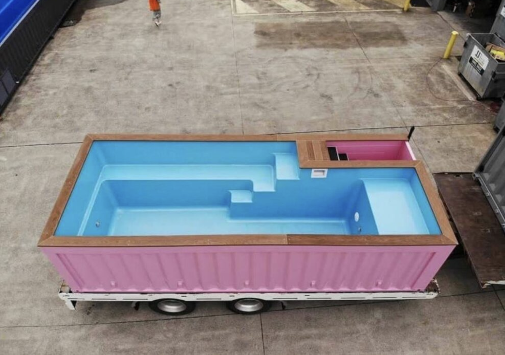 Pink 20ft Shipping Container Pool – Modular Steel Swimming Pool with Integrated Filtration System - Image 3