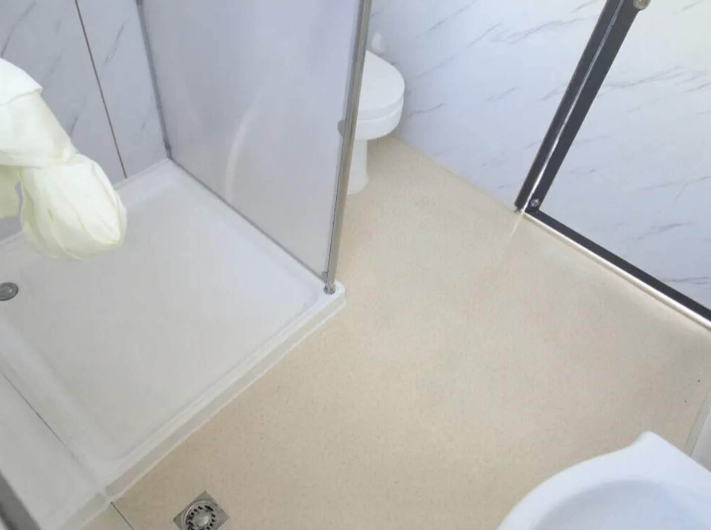 Portable Restroom Bathroom Unit with Toilet, Shower & Sink – Mobile All-in-One Washroom - Image 8