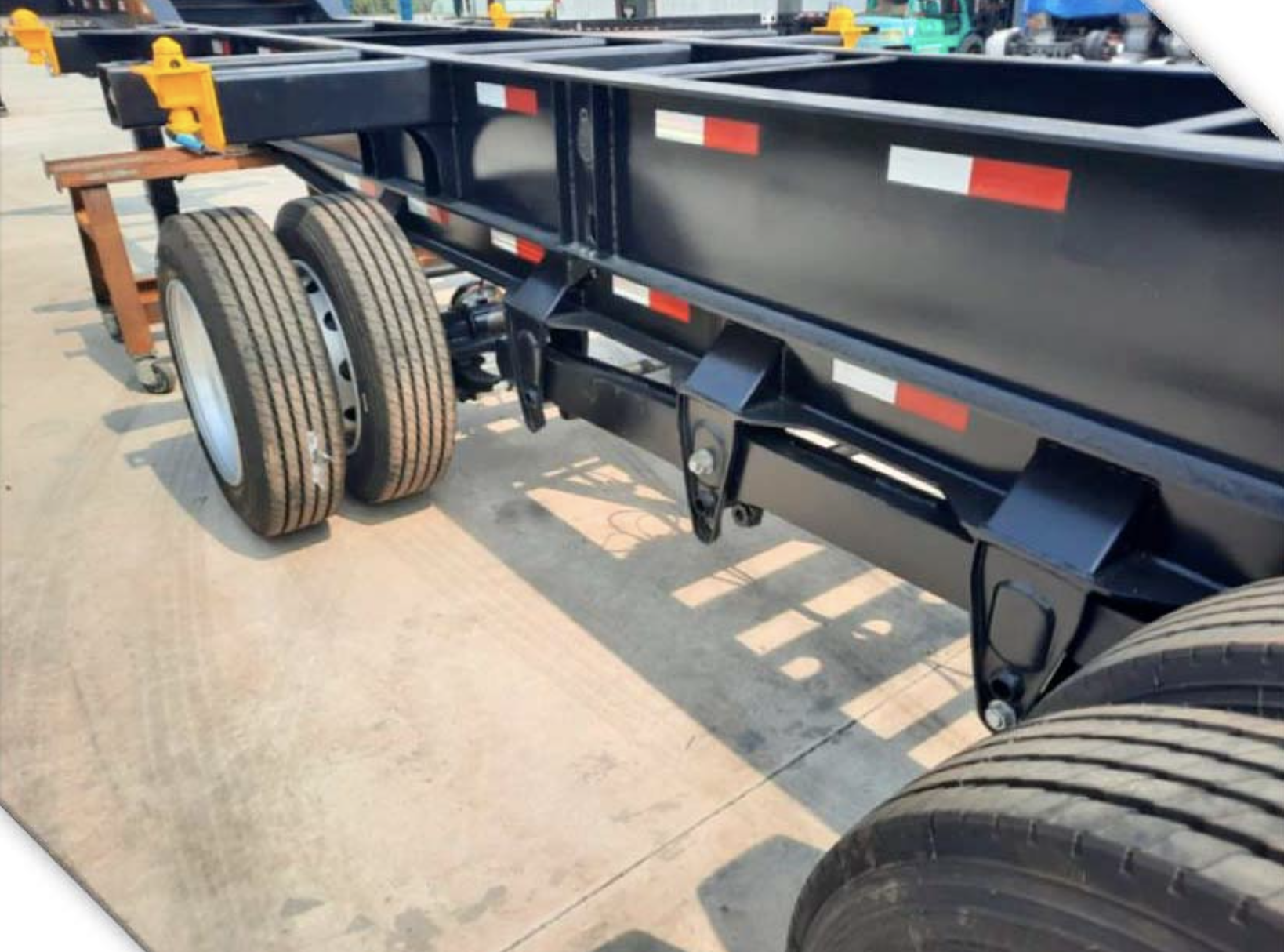 20–40 Ft Spread-Axle Slider Container Chassis - Image 6